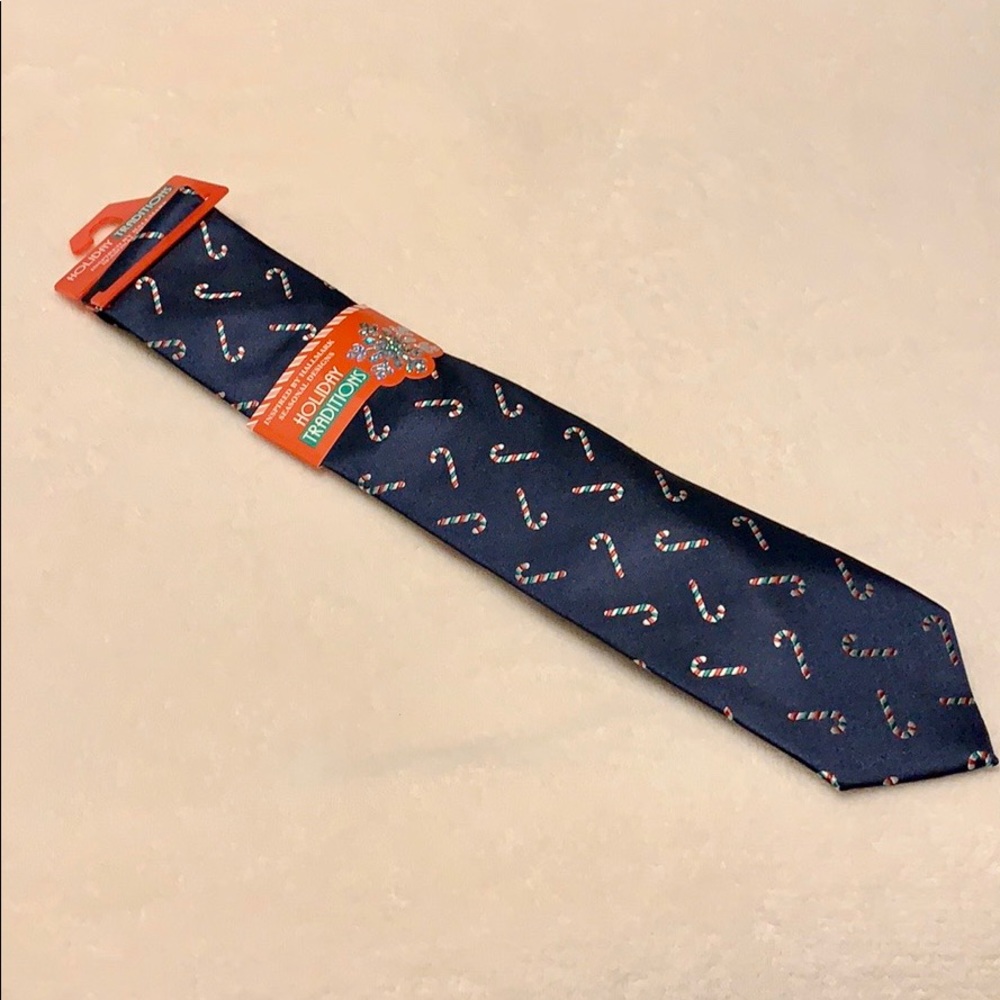 NWT Candy Cane Holiday Tie